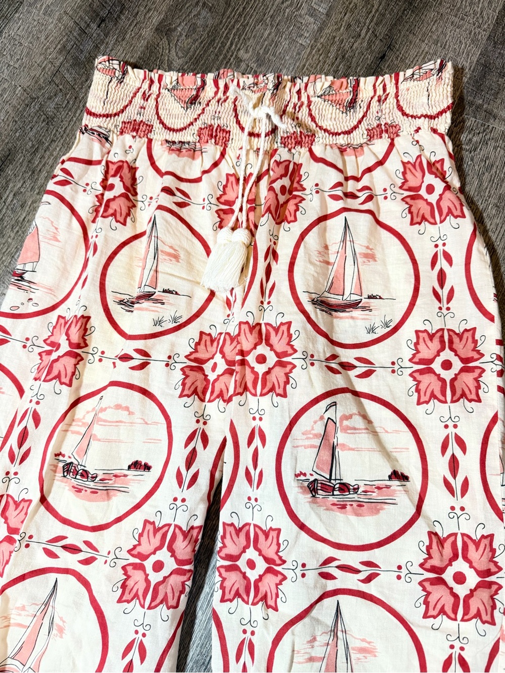 Women’s Cream & Red Sailboat Print Wide-Leg Pants - Picture 3 of 8
